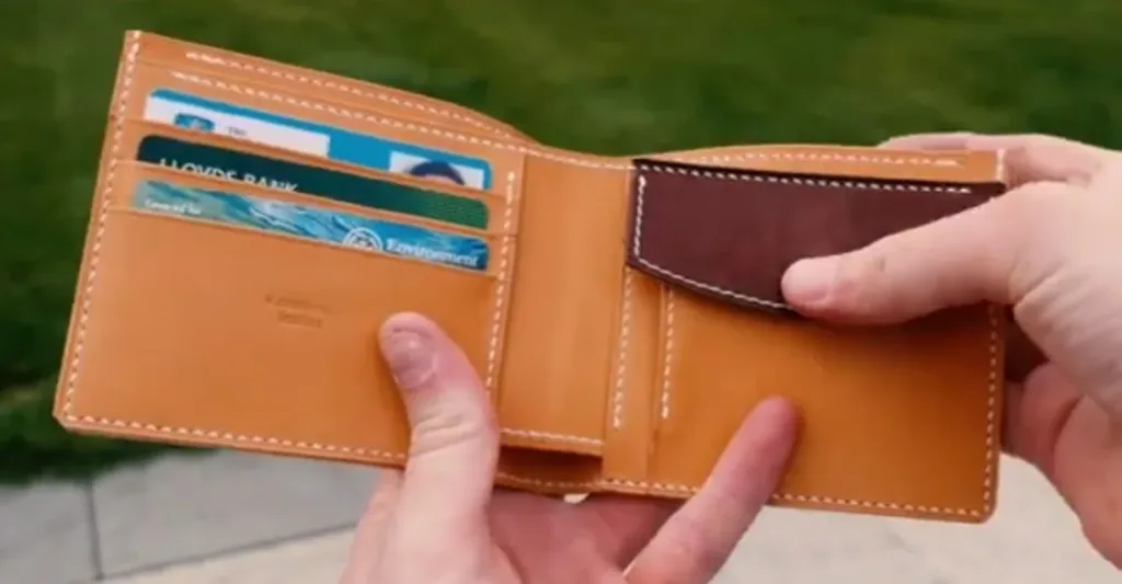 Бифолд с монетницей — выкройка от Wcambridge leather | Бесплатные выкройки и лекала Бифолд с монетницей — выкройка от Wcambridge leather