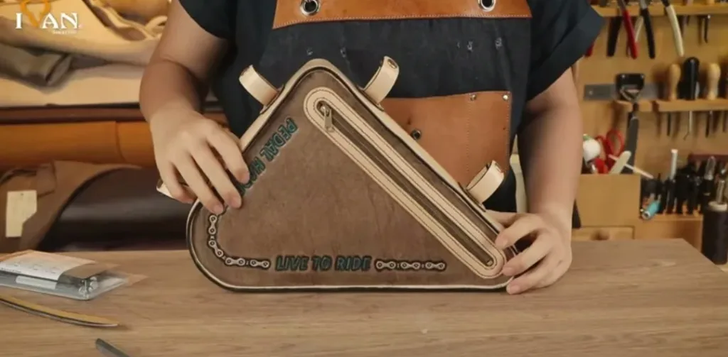 Сумка на раму велосипеда — выкройка от Ivan leather craft | Бесплатные выкройки и лекала Сумка на раму велосипеда — выкройка от Ivan leather craft