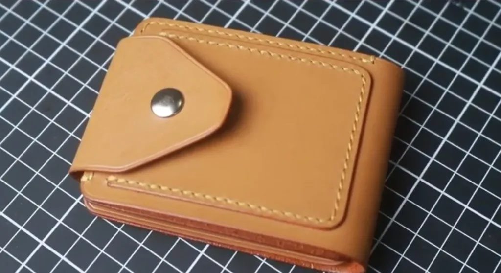 Бифолд ARF handmade — минимализм на одном листе A4 | Бесплатные выкройки и лекала Бифолд ARF handmade — минимализм на одном листе A4