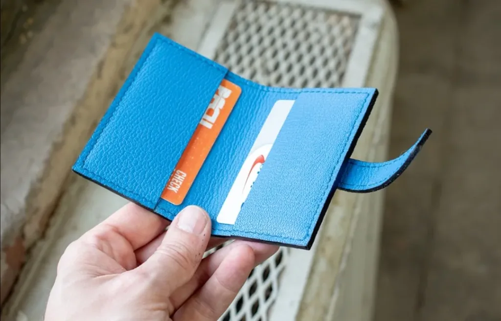 Картхолдер в стиле Hermes — лист A4, кожа 1,6 мм | Бесплатные выкройки и лекала Картхолдер в стиле Hermes — лист A4, кожа 1,6 мм