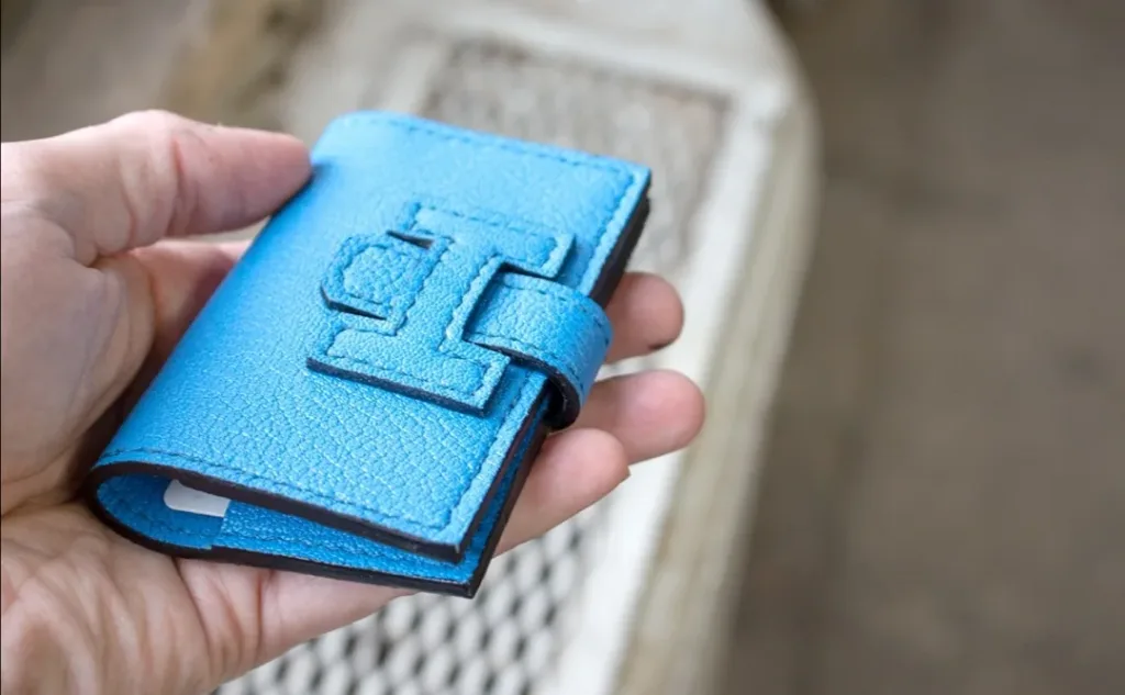 Картхолдер в стиле Hermes — лист A4, кожа 1,6 мм | Бесплатные выкройки и лекала Картхолдер в стиле Hermes — лист A4, кожа 1,6 мм