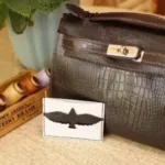 Картхолдер The Bag Blog: выкройка на одном листе A4 | Бесплатные выкройки и лекала Картхолдер The Bag Blog: выкройка на одном листе A4 | Бесплатные выкройки и лекала