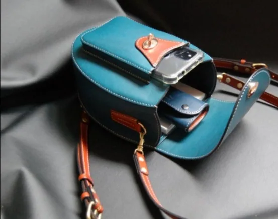Кроссбоди Oval Bag: 7 листов A4, шаг пробойника 3,85 мм | Бесплатные выкройки и лекала Кроссбоди Oval Bag: 7 листов A4, шаг пробойника 3,85 мм