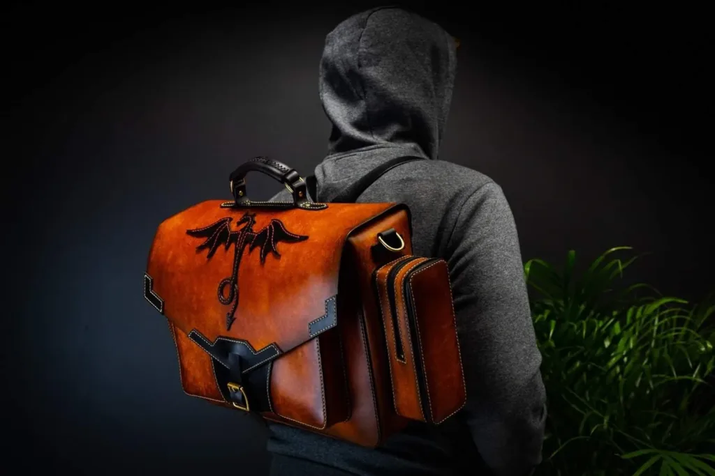 Портфель Beast от Creative Awl: 15 листов A4 | Бесплатные выкройки и лекала Портфель Beast от Creative Awl: 15 листов A4